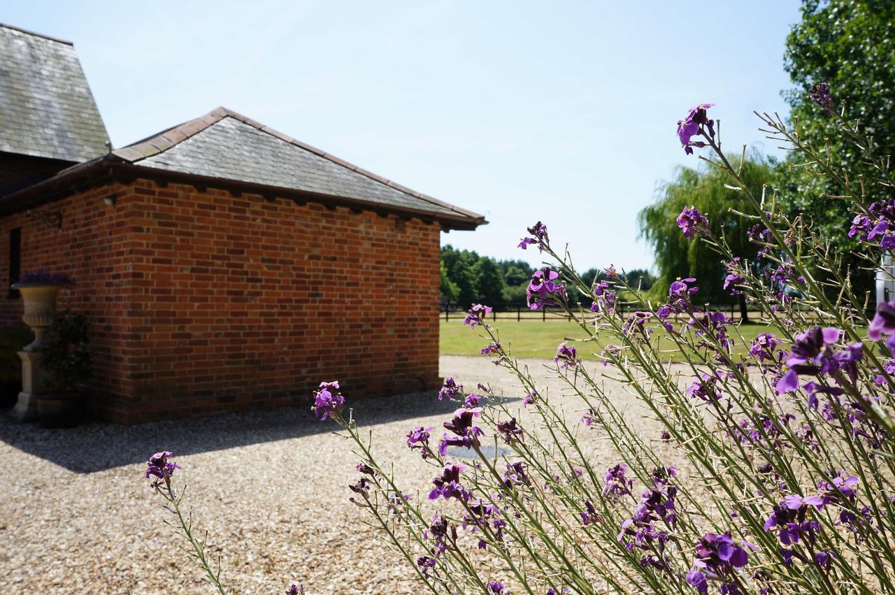 Bed and Breakfast The Olde Barn à Lymington Extérieur photo