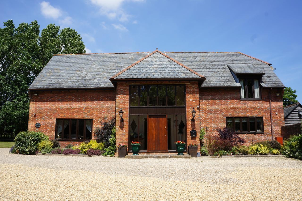 Bed and Breakfast The Olde Barn à Lymington Extérieur photo