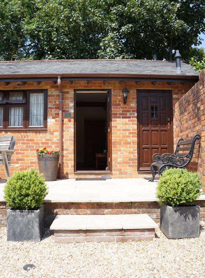 Bed and Breakfast The Olde Barn à Lymington Extérieur photo
